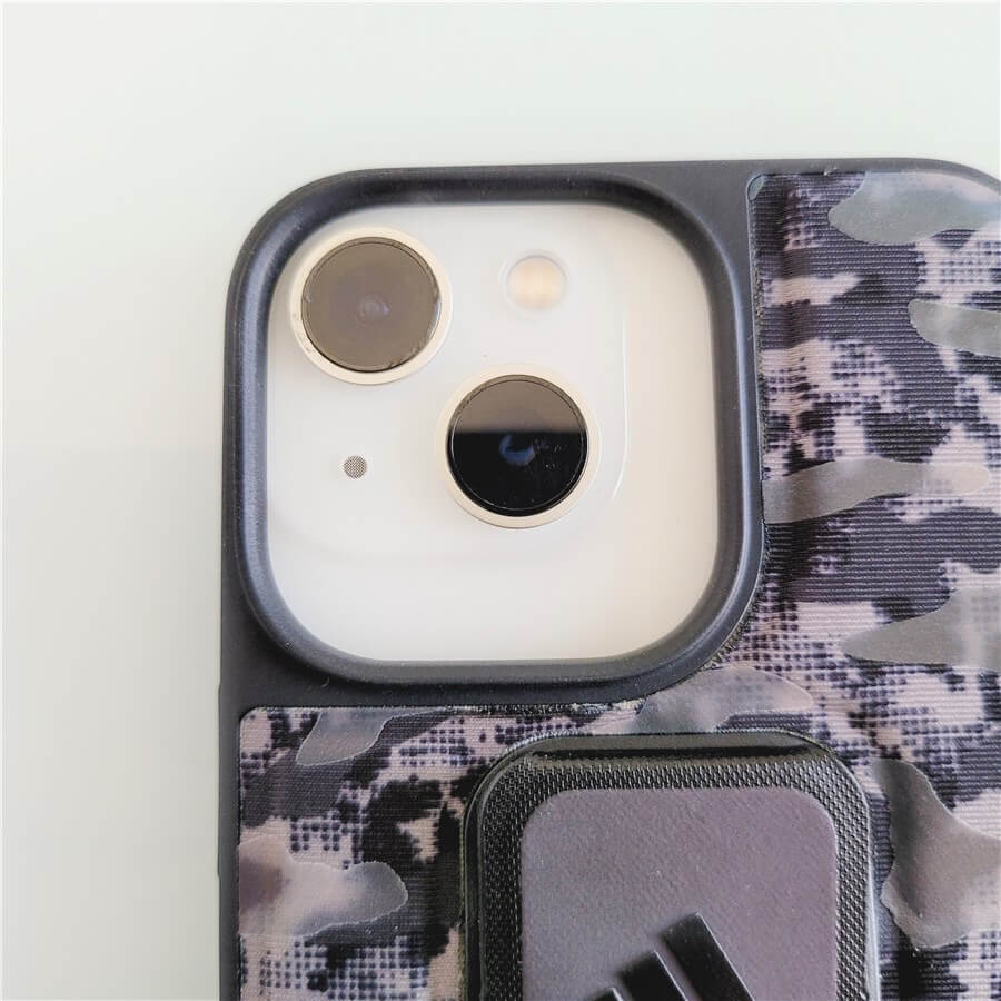 adidas Grip Caseカメラ部分